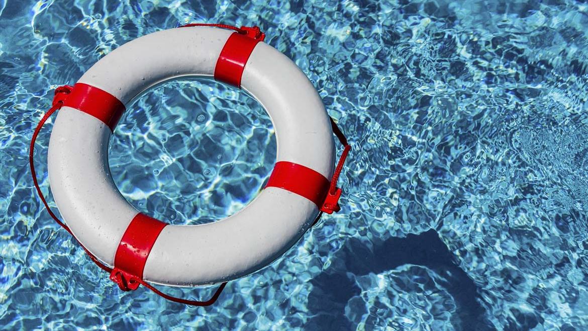 Rettungsring im Wasser