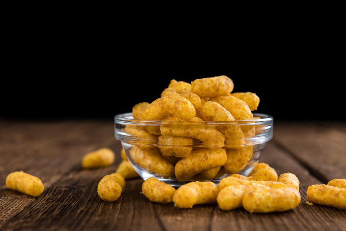 Erdnussflips in Schale