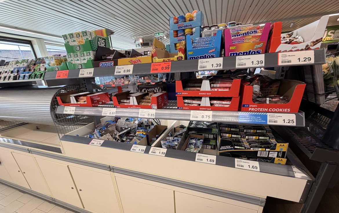 Quengelzone: Produkte im Kassenbereich bei Aldi (2026)