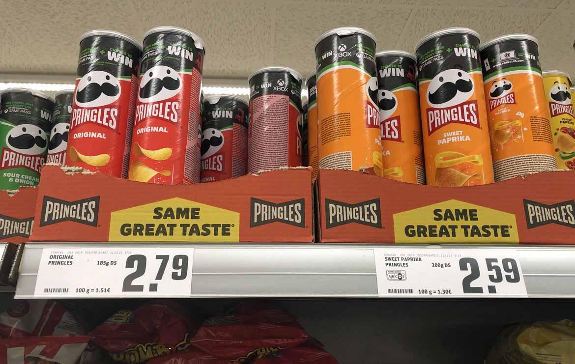Titelbild_Mogelpackung-des-Monats_Pringles-Chips_2022.jpg
