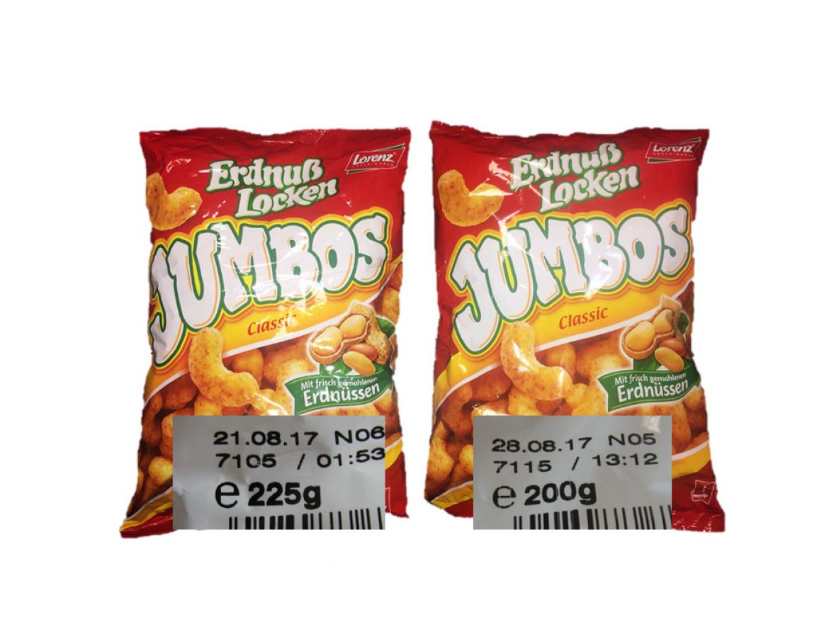 Vergleich der alten und neuen Verpackungsgrößen der Jumbo Erdnusslocken von Lorenz-Bahlsen Snack World