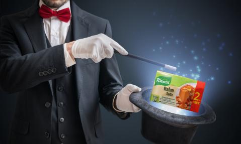 Mogelpackung: Knorr Soße als Bildmontage mit Zauberhut (2021)